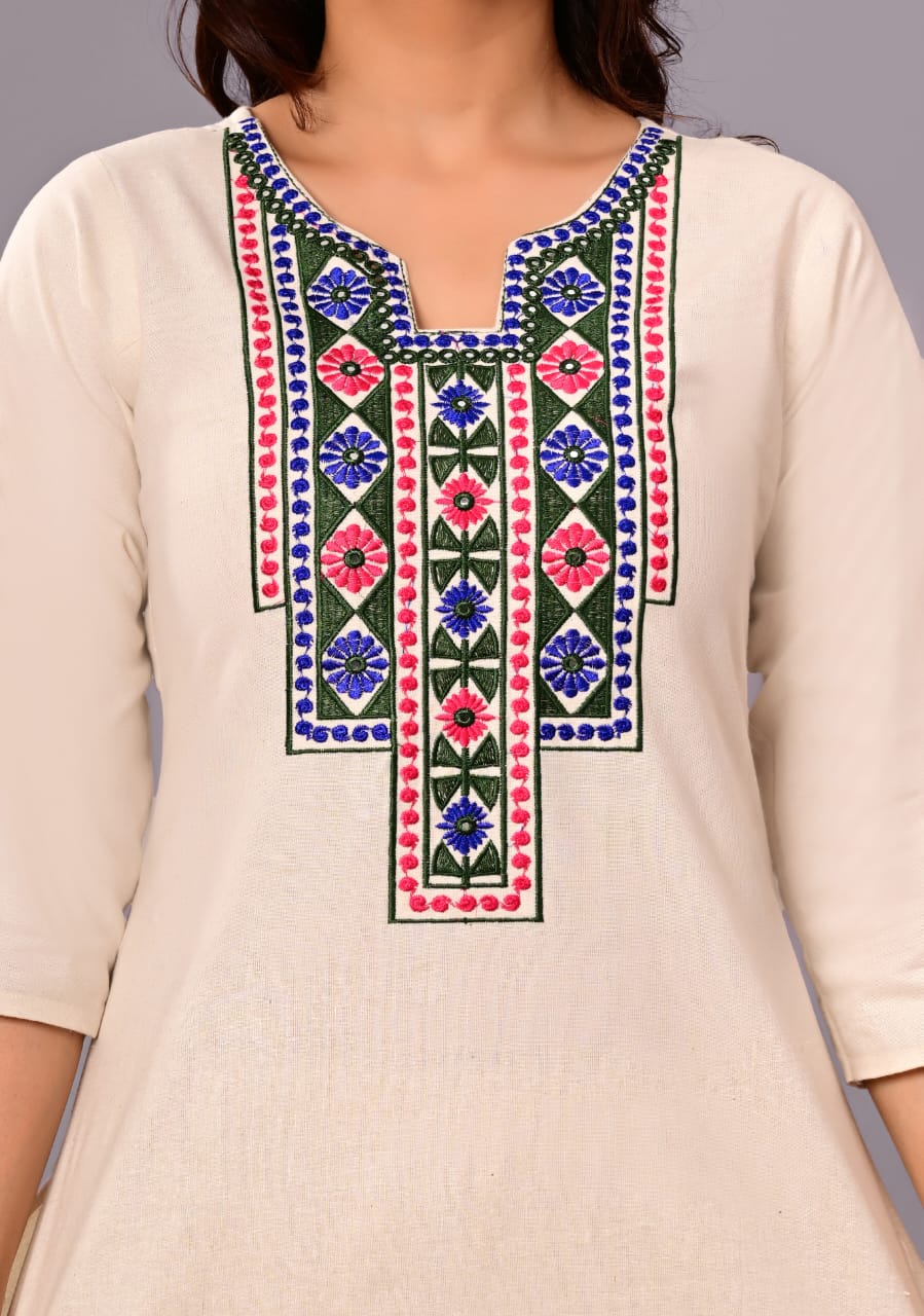 Trendy Comfortable Kurti Pant Set