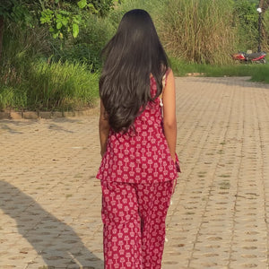 Sweet Red Flower Bagru Hand Print Short Kurti